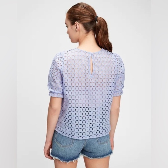 NWOT! Gap Lily Eyelet Puff Sleeve Top - Size Medium 🤎 - Picture 4 of 5